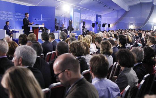 Medvedev at 2nd St Petersburg International Legal Forum