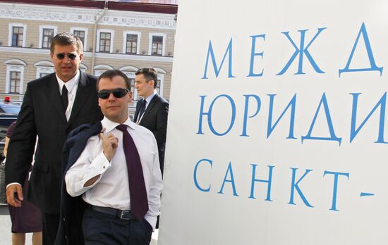 Medvedev at 2nd St Petersburg International Legal Forum