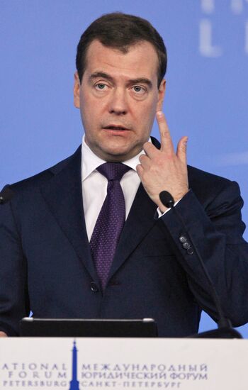 Medvedev at 2nd St Petersburg International Legal Forum