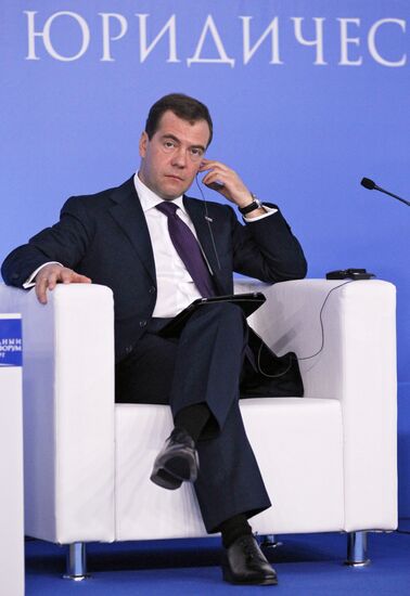 Medvedev at 2nd St Petersburg International Legal Forum