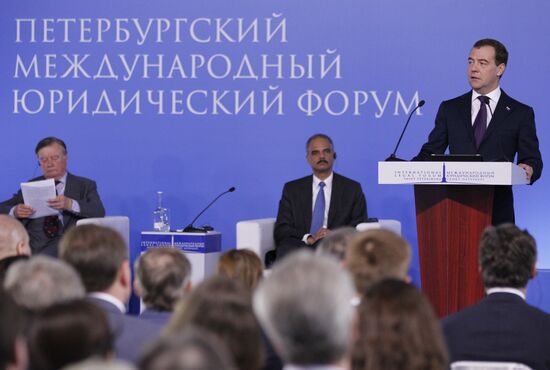 Medvedev at 2nd St Petersburg International Legal Forum
