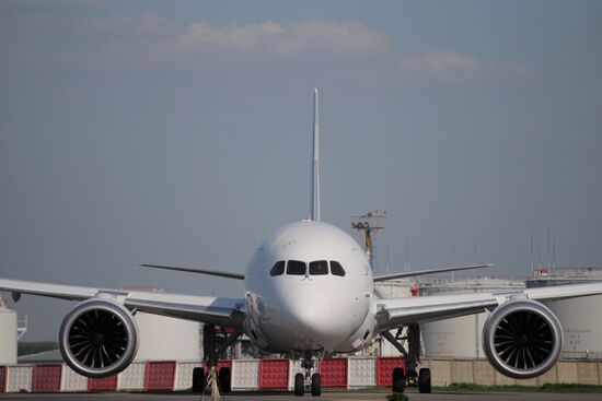 Start of regular flights of the Boeing 787 Dreamliner to Russia