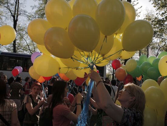 Sexual minority people hold rally in St. Petersburg