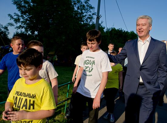 Sergei Sobyanin gets acquainted with improvement of park in NEAD