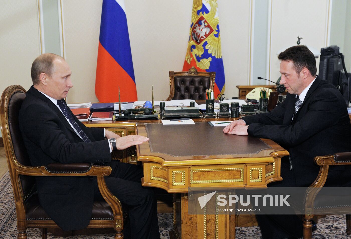 Vladimir Putin meets with Igor Kholmanskikh