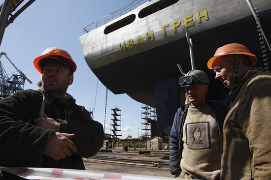 Landing craft "Ivan Gren" at Yantar Shipyard