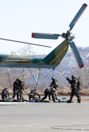 Anti-terrorism exercise at Vityaz-Aero Airport