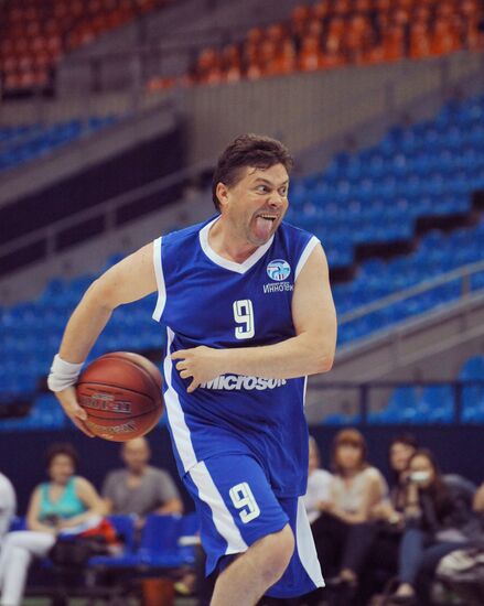 Exhibition game of world basketball stars