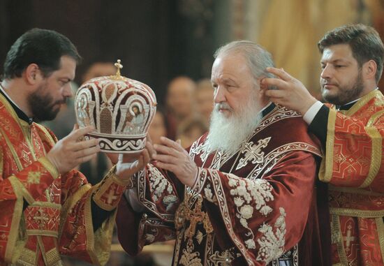 Liturgy on 5th anniversary of Russian church unity