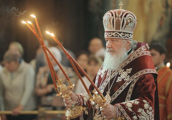 Liturgy on 5th anniversary of Russian church unity