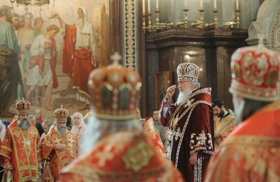 Liturgy on 5th anniversary of Russian church unity