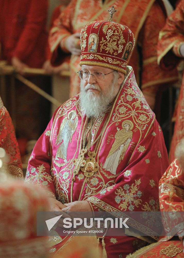 Liturgy on 5th anniversary of Russian church unity