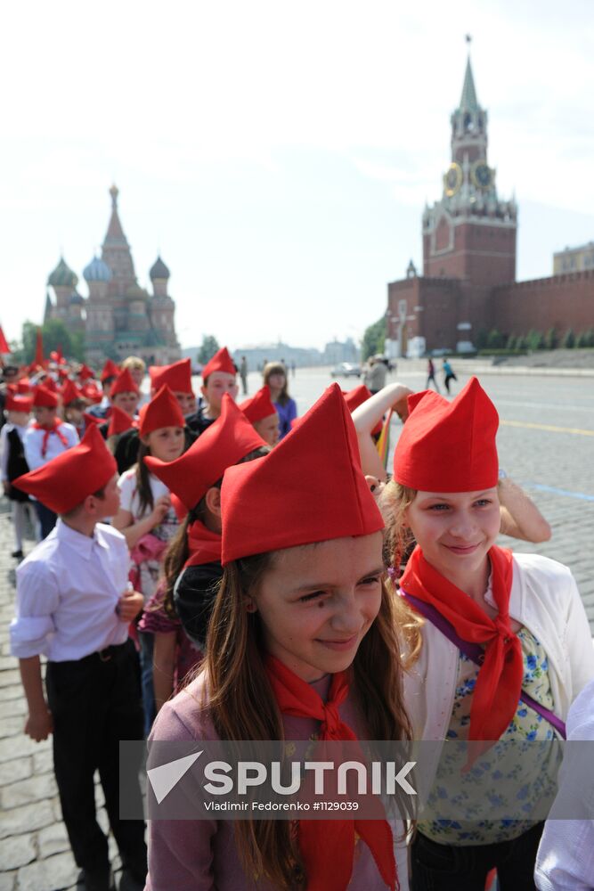 Welcome reception for Young Pioneers on Red Square