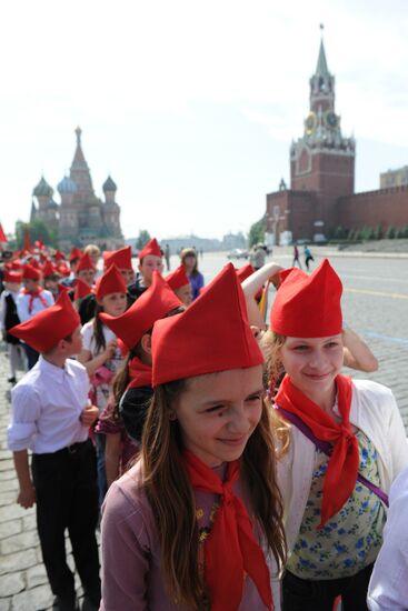 Welcome reception for Young Pioneers on Red Square