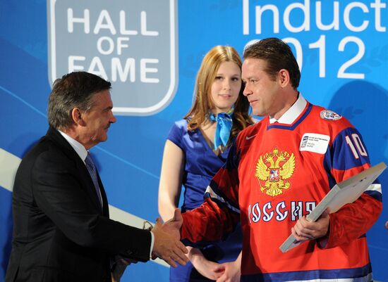 Pavel Bure inducted in IIHF's Hall of Fame