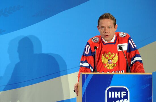 Pavel Bure inducted in IIHF's Hall of Fame