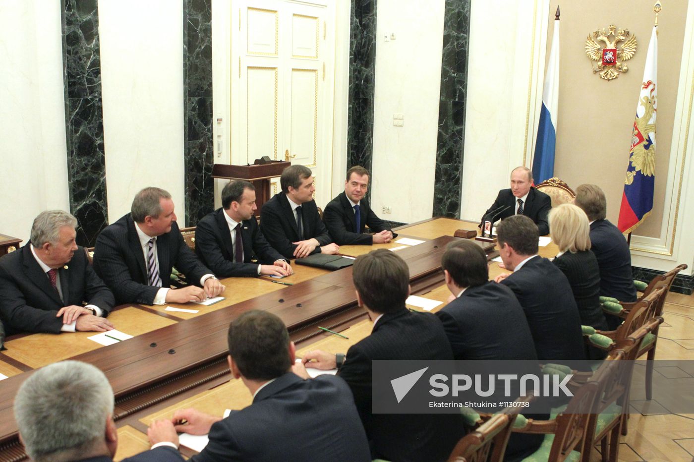 Vladimir Putin meets with members of the government