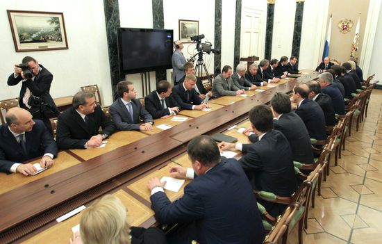 Vladimir Putin meets with members of the government