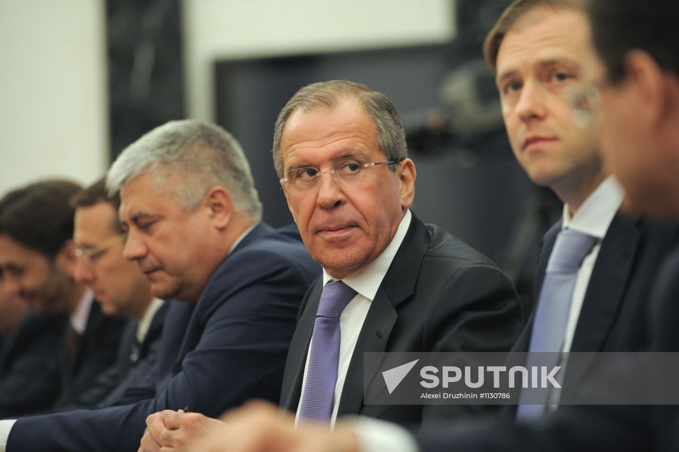 Vladimir Putin meets with government members