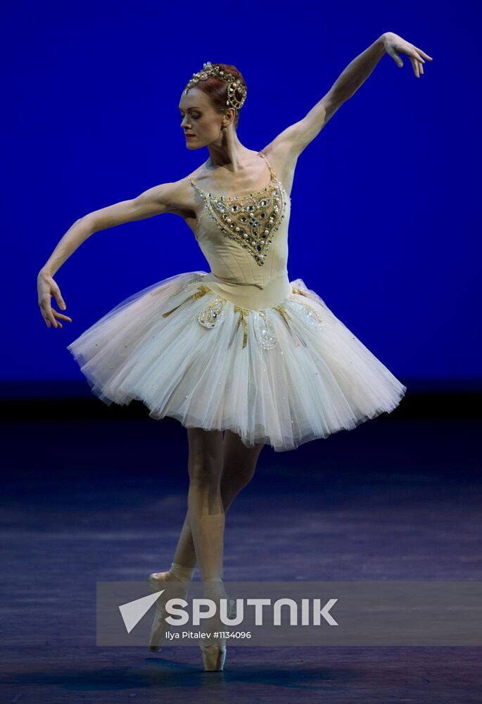 Benois de la Danse Stars of Various Years gala performance