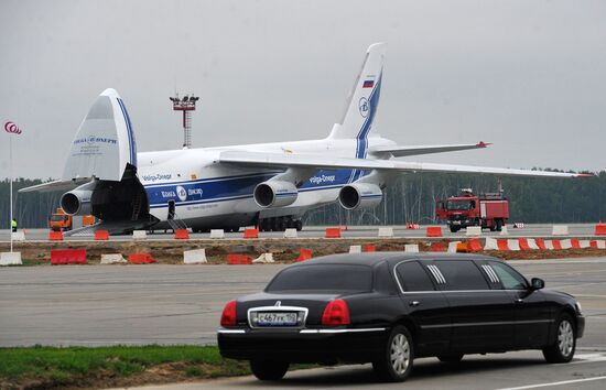 Volga-Dnepr and AirBridgeCargo planes presentation