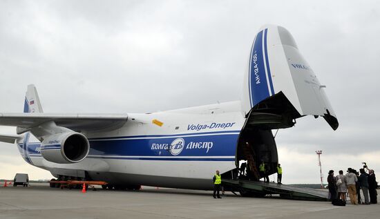 Volga-Dnepr and AirBridgeCargo planes presentation