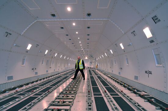 Presentation of aircraft companies Volga-Dnepr & AirBridgeCargo