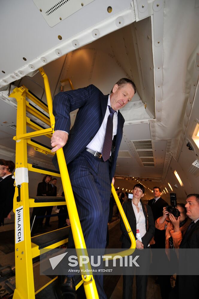 Presentation of aircraft companies Volga-Dnepr & AirBridgeCargo