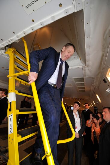 Presentation of aircraft companies Volga-Dnepr & AirBridgeCargo