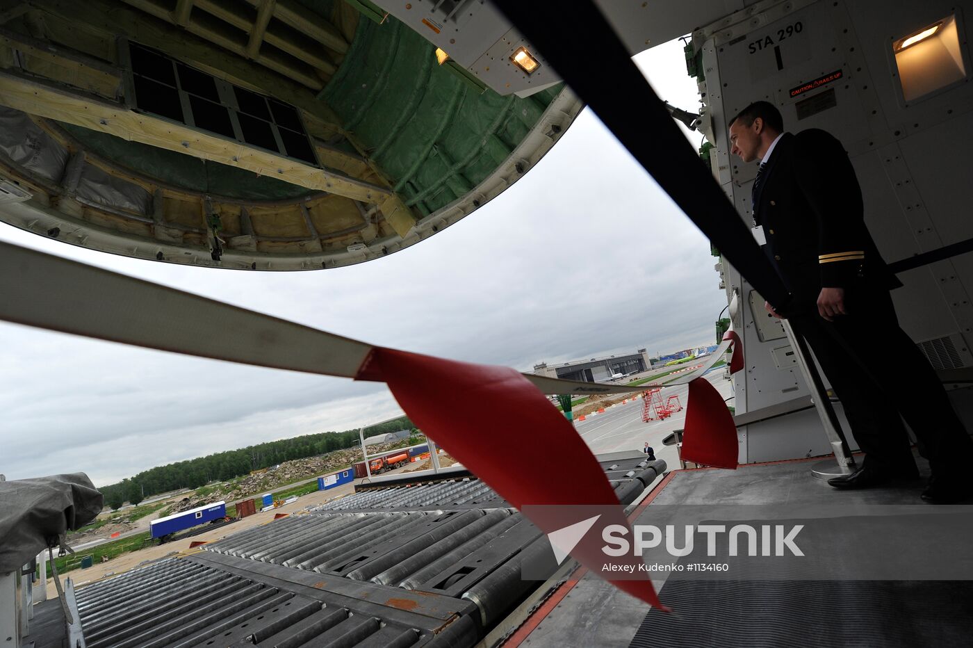 Presentation of aircraft companies Volga-Dnepr & AirBridgeCargo