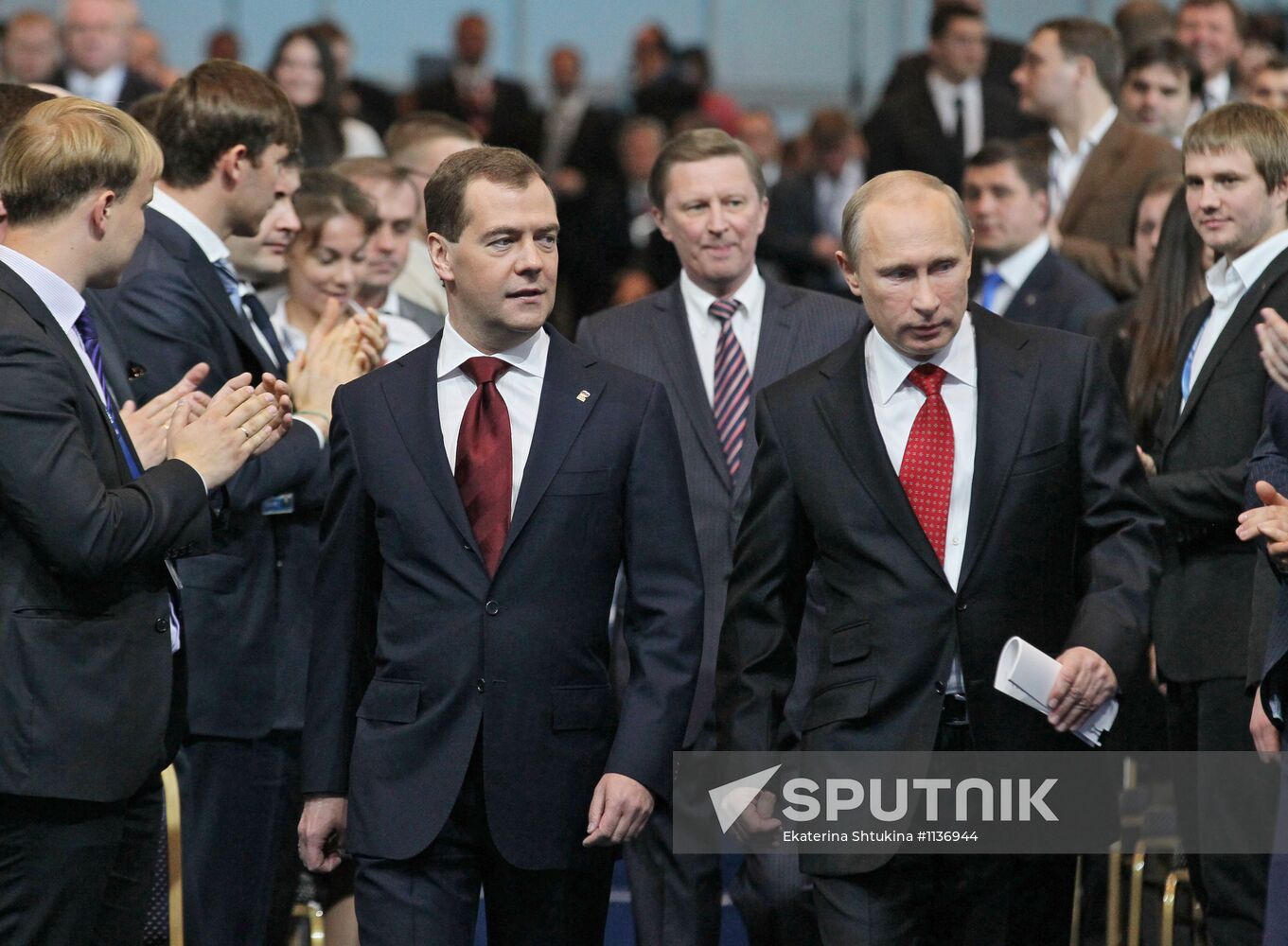 Putin, Medvedev at XIII Congress of United Russia Party