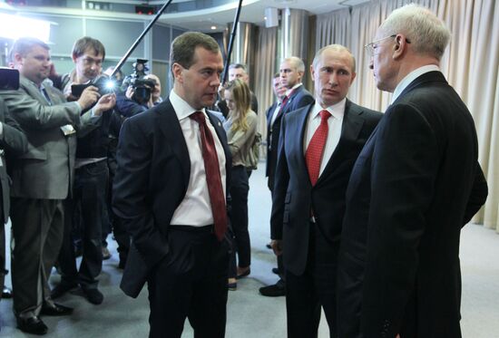 V. Putin and D.Medvedev meet with Prime Minister of Ukraine