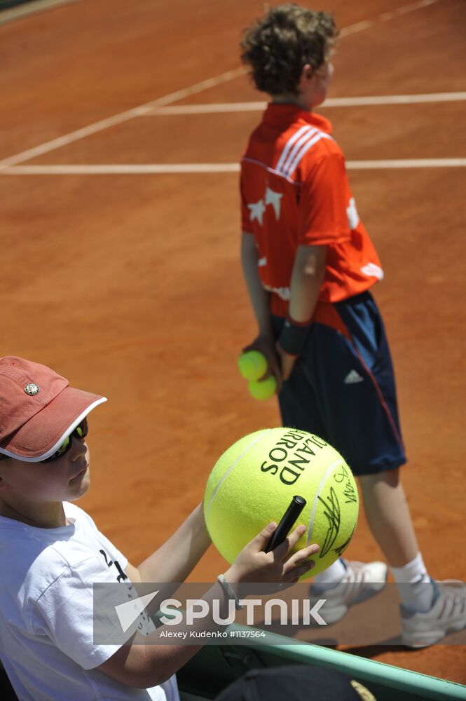Children's Day at 2012 Roland Garros tennis tournament