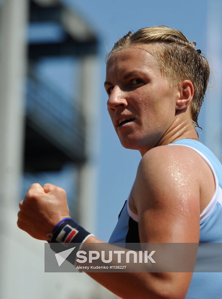 Roland Garros Tennis 2012: Day Two