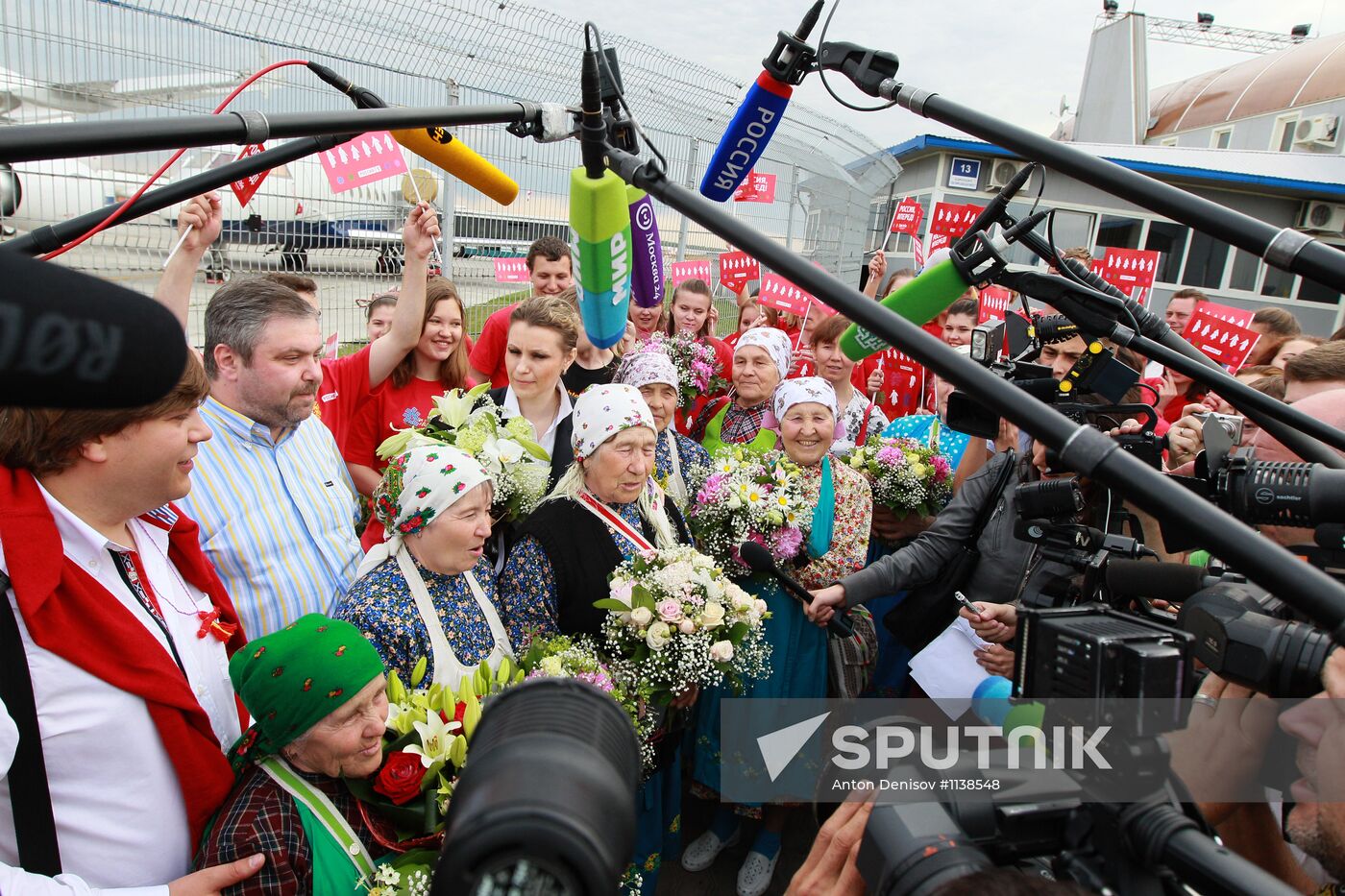 Members of Buranovskiye Babushki band arrive in Moscow