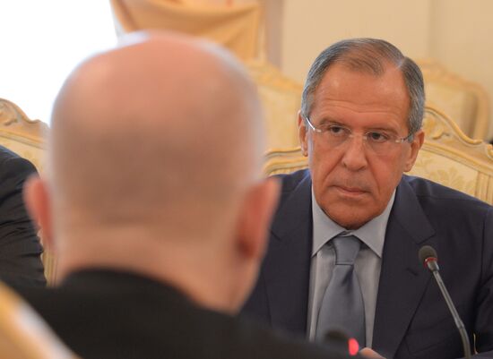 Sergei Lavrov meets with William Hague