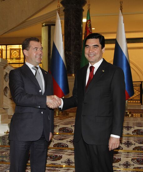 Dmitry Medvedev meets with Gurbanguly Berdymukhamedov