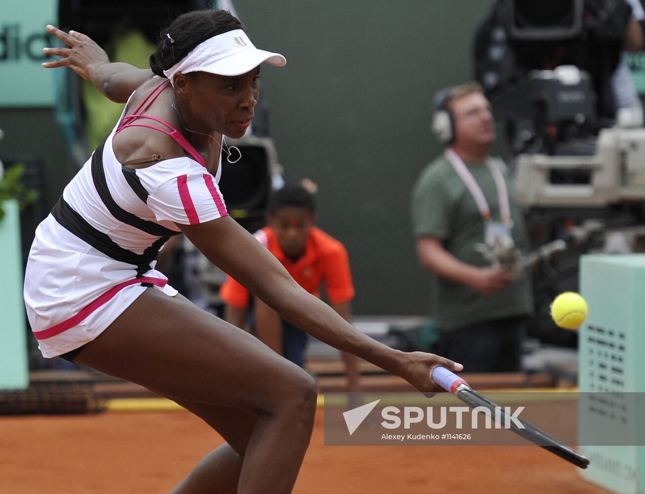 Tennis. Roland Garros - 2012. Day Four