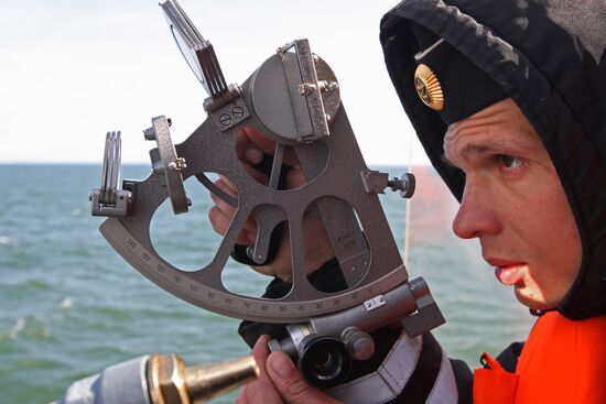 BF guard frigate "Yaroslav Mudry" performs training tasks