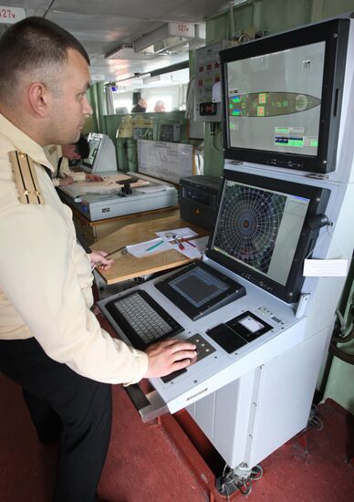 BF guard frigate "Yaroslav Mudry" performs training tasks