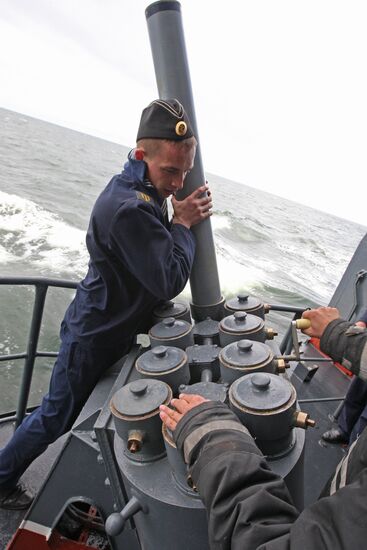 BF guard frigate "Yaroslav Mudry" performs training tasks