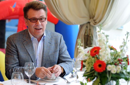 World's biggest okroshka