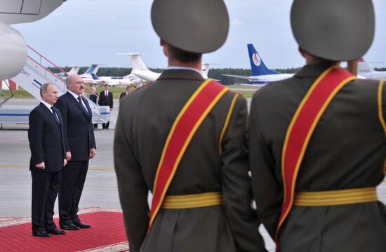 Russian President Vladimir Putin visits Minsk