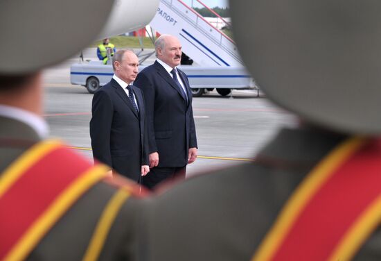 Russian President Vladimir Putin visits Minsk