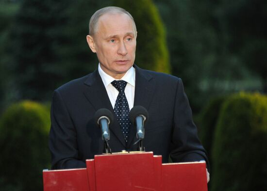 Russian President Vladimir Putin visits Minsk