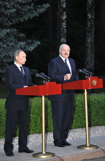 Russian President Vladimir Putin visits Minsk