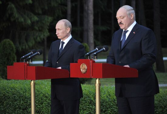 Russian President Vladimir Putin visits Minsk