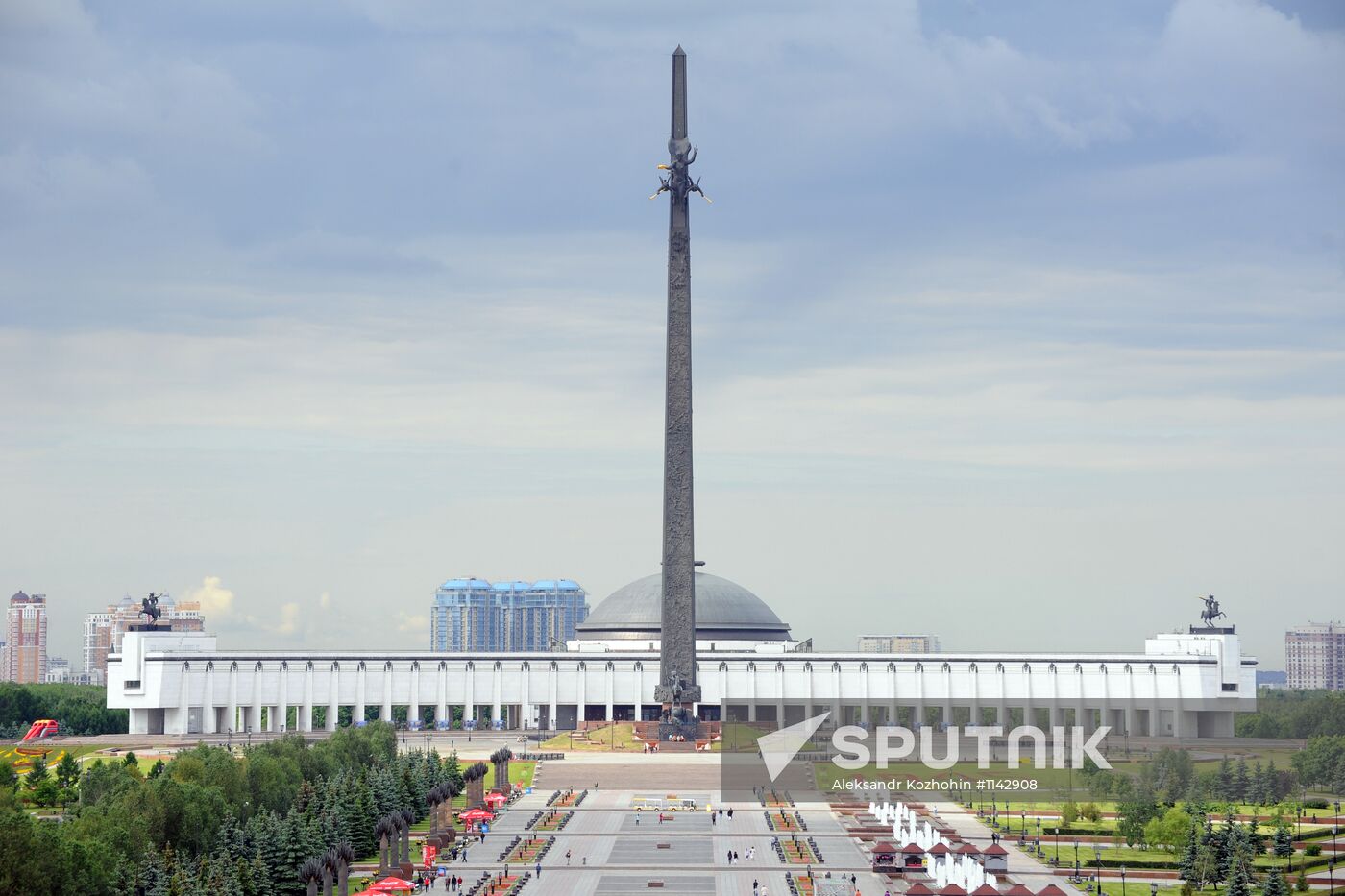 Moscow's Triumphal Arch under renovation