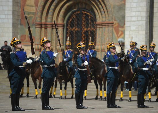 Separation ceremony of President regiment horse and foot guards