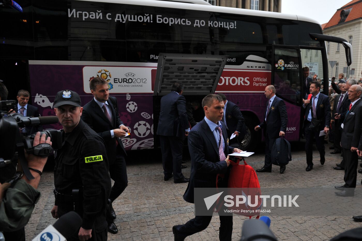 Russian national football team arrive in Warsaw
